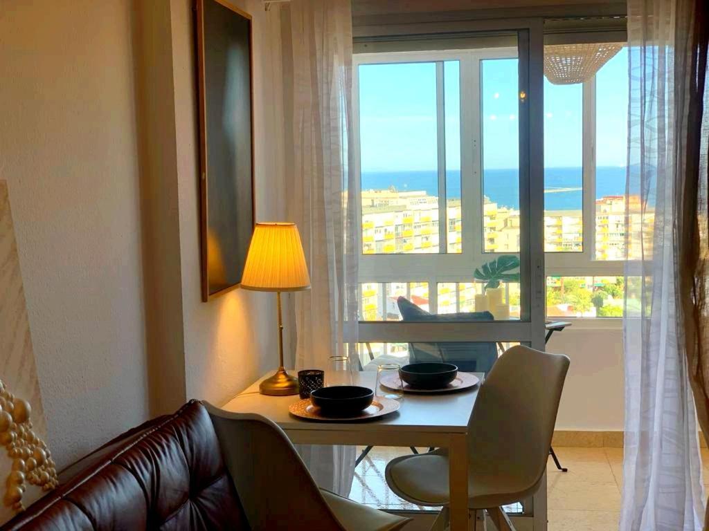 Amanecer En El Mar Apartment Benalmadena Ruang foto